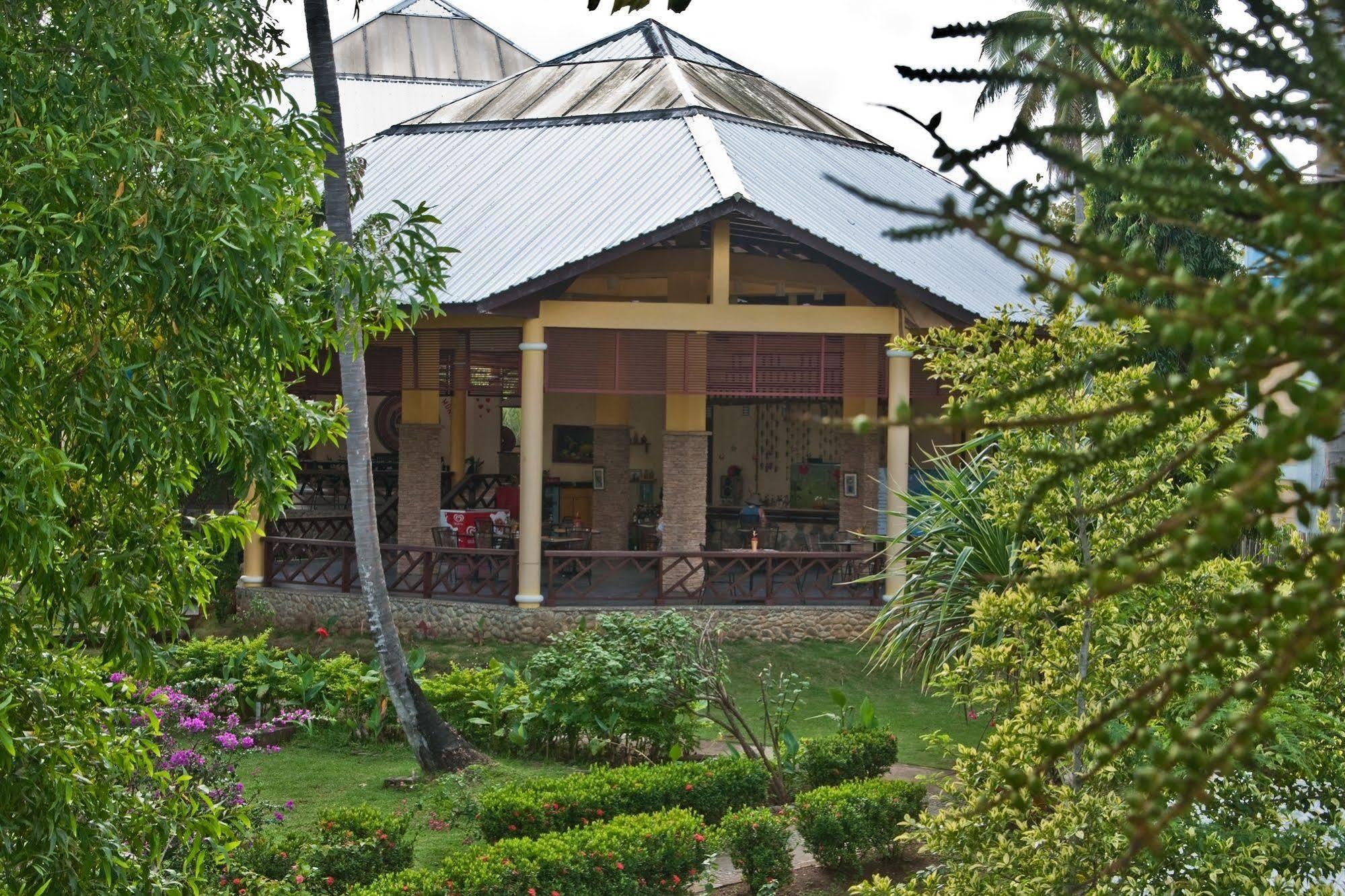 Crystal Paradise Resort Spa & Winery Narra Buitenkant foto