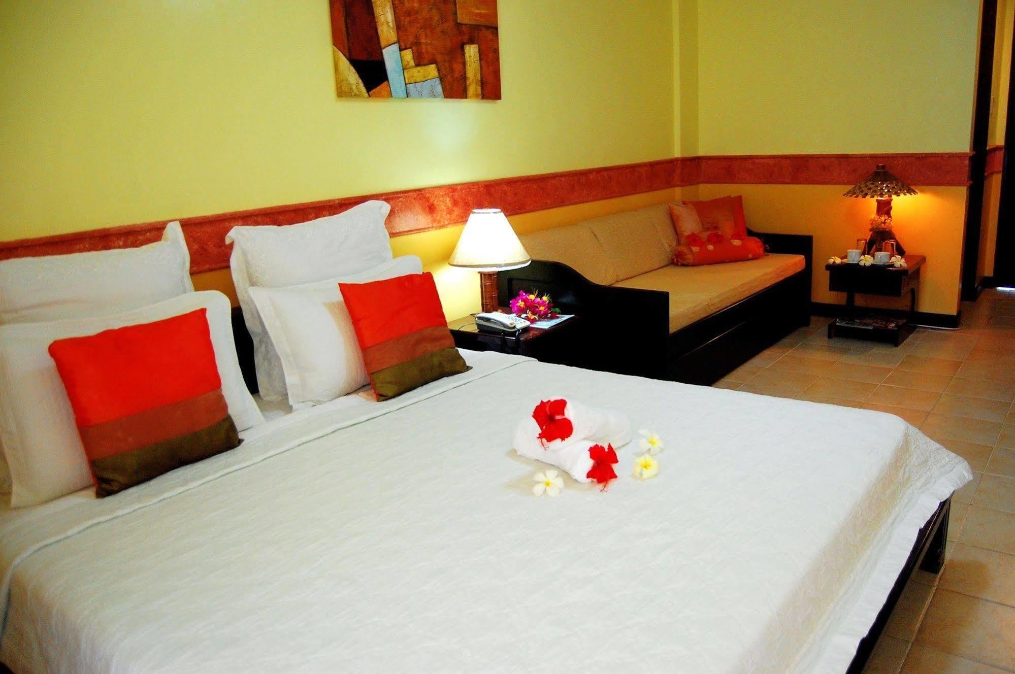 Crystal Paradise Resort Spa & Winery Narra Buitenkant foto